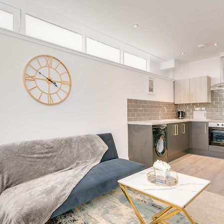 Town House Apartments Wakefield Exterior foto
